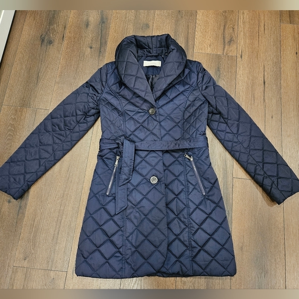 T Tahari Navy Quilted Belted Coat - Size S - Picture 8 of 16
